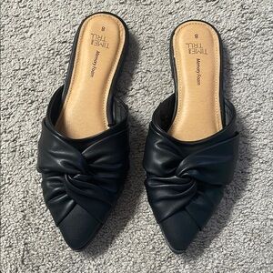Time & Tru Memory Foam Black Pointed Slip On Flats | Size 8